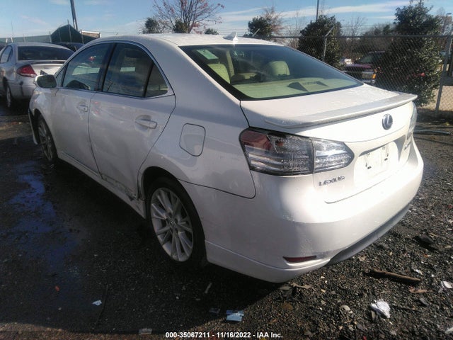 Lexus HS 250H 2010 JTHBB1BA8A2011590 Image 3