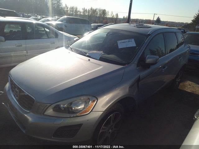 2013 VOLVO XC60 T6 VIN: YV4902DZ9D2416888