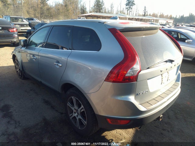 Volvo Xc60 T6 2013 YV4902DZ9D2416888 Image 4