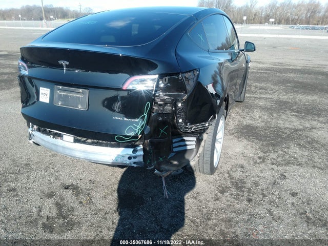Tesla Model Y Long Range 2021 5YJYGDEE3MF151805 Image 6