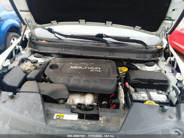 2015 Jeep Cherokee, VIN: 1C4PJLCB1FW707494