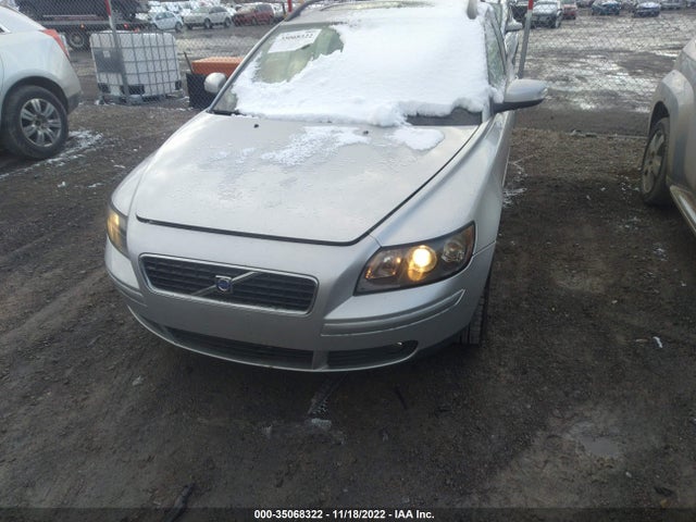 YV1MW390772286197 Volvo V50 2.4l