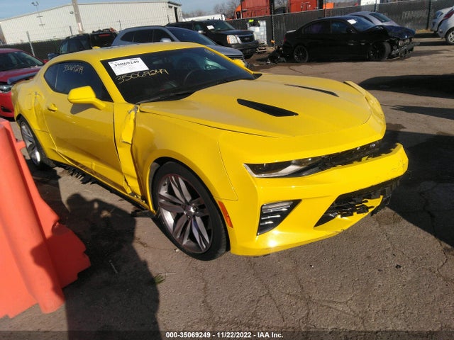 2017 Chevrolet Camaro, VIN: 1G1FH1R74H0139755