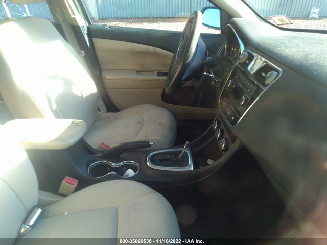 Chrysler 200 2013 1C3CCBAG3DN722264 Image 5