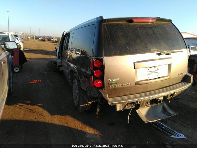 GMC YUKON XL DENALI 2011 1GKS2MEFXBR186124 Image 4