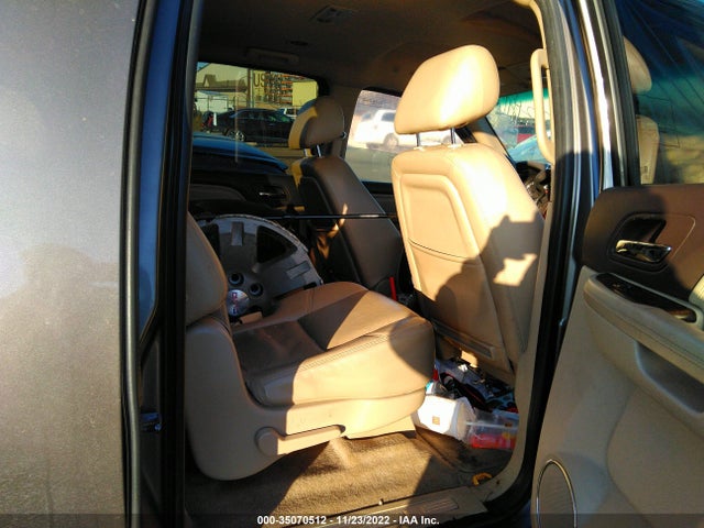 GMC YUKON XL DENALI 2011 1GKS2MEFXBR186124 Image 9