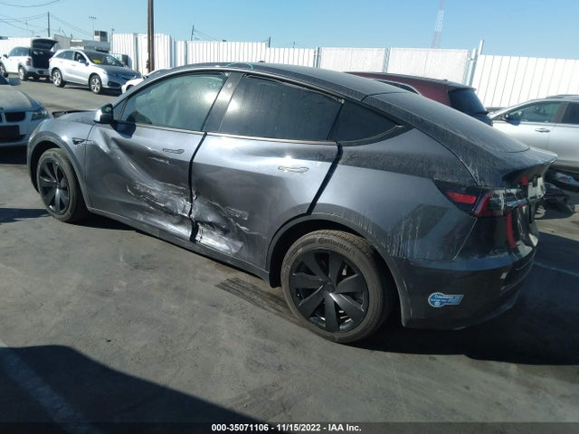 Tesla Model Y Long Range 2021 5YJYGDEE6MF201676 Image 4