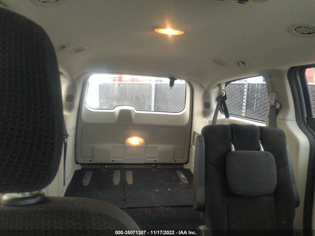 Dodge Grand Caravan Se 2017 2C4RDGBG0HR846905 Image 8