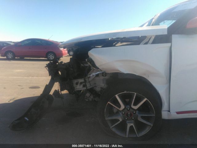 KNDJ63AU8L7094663 KIA Soul Gt-line