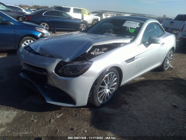 2017 Mercedes-Benz SLK-Class, VIN: WDDPK3JA7HF138666
