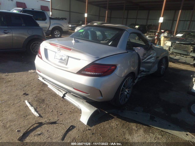 2017 Mercedes-Benz SLK-Class, VIN: WDDPK3JA7HF138666
