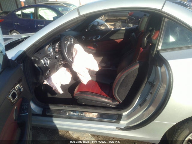 2017 Mercedes-Benz SLK-Class, VIN: WDDPK3JA7HF138666