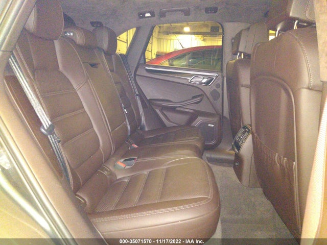 2016 Porsche Macan, VIN: WP1AF2A54GLB93933
