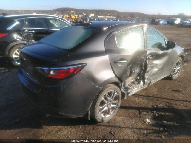 2020 Toyota Yaris, VIN: 3MYDLBYV0LY715148