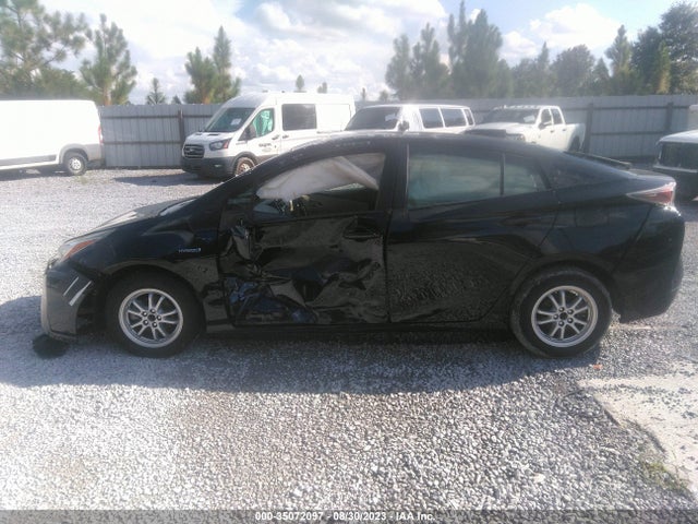 Toyota Prius Two 2016 JTDKBRFU9G3019950 Image 6