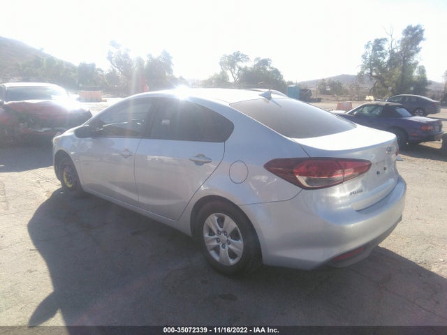 2017 Kia Forte, VIN: 3KPFK4A79HE040099