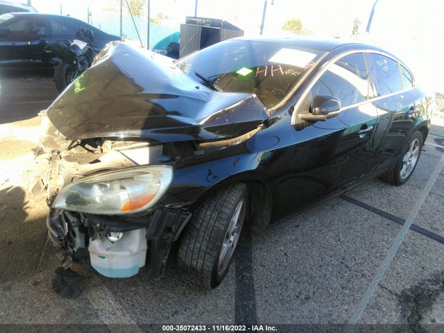 Volvo S60 T5 2012 YV1622FS3C2034719 Image 2
