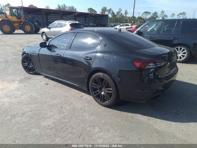 2022 Maserati Ghibli, VIN: ZAM57YSM2N1381024