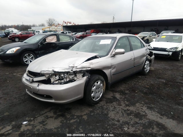 1998 HONDA ACCORD SDN LX VIN: 1HGCG5646WA075550