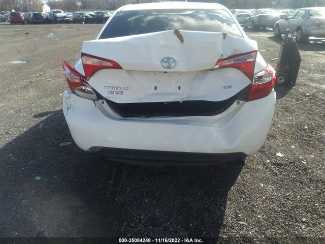 2018 Toyota Corolla, VIN: 2T1BURHE9JC066085