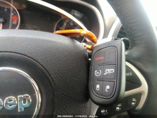 1C4PJLJB8GW302981 Jeep Cherokee Overland