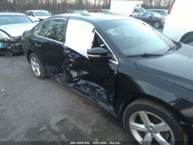 1VWAT7A31EC045948 Volkswagen Passat 1.8t Wolfsburg Edition