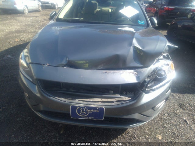 2018 Volvo S60, VIN: YV140MTL9J2457257
