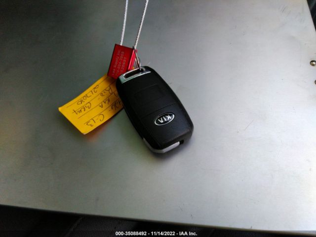 3KPA24AB0KE217080 KIA RIO S