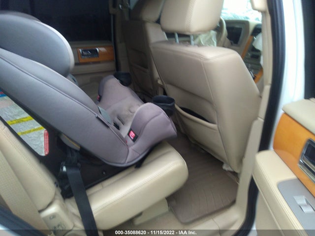 Lincoln Navigator 2010 5LMJJ2J54AEJ10716 Image 8