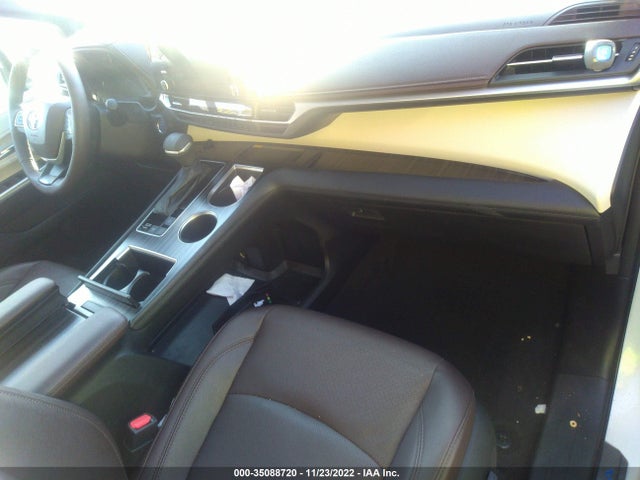 2022 Toyota Sienna, VIN: 5TDERKEC0NS084643