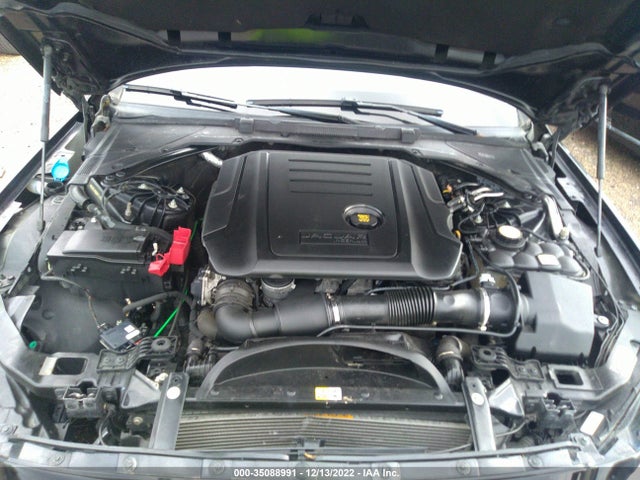 SAJBL4BN0HCY19344 Jaguar Xf 20d R-sport