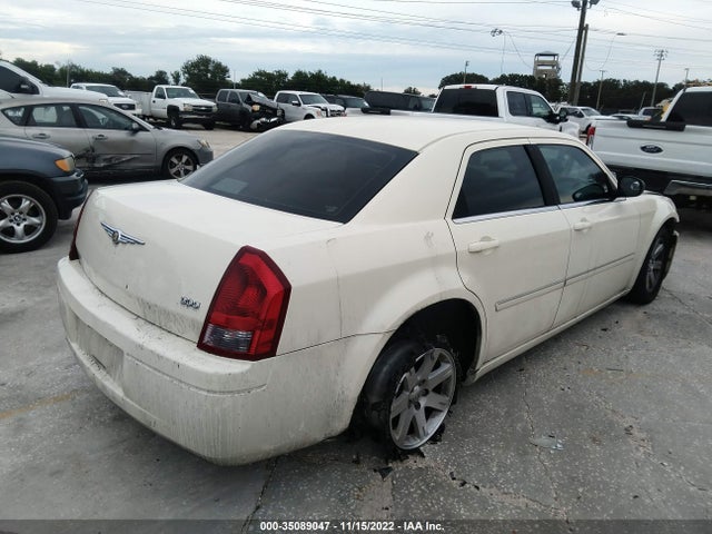 2007 CHRYSLER 300 VIN: 2C3KA43R47H701738