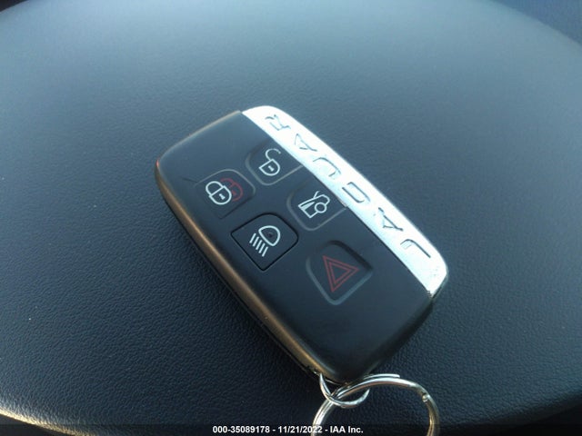 2018 JAGUAR XE SAJAR4FX3JCP24076 Photo 10