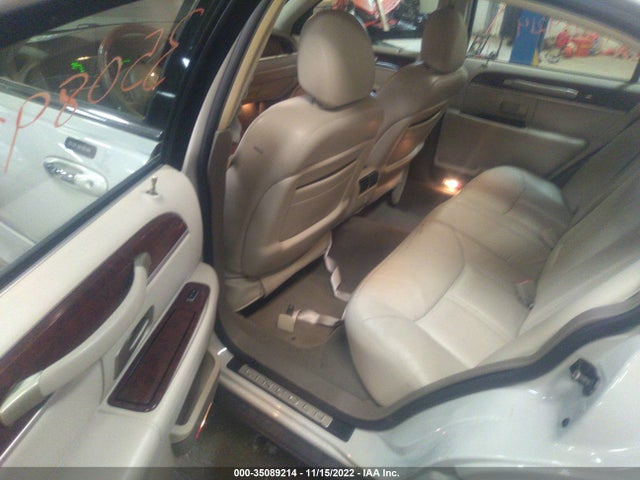 Lincoln Town Car Ultimate 2004 1LNHM83W44Y612310 Image 10