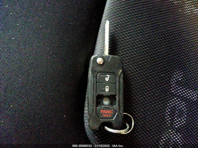 ZACCJABT8FPB31624 Jeep Renegade Latitude