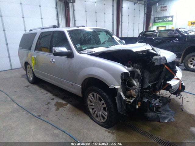 Lincoln NAVIGATOR L 2013 5LMJJ3J5XDEL03916 головне зображення
