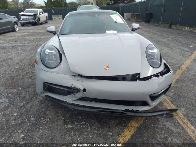 2021 Porsche 911, VIN: WP0AB2A97MS221239