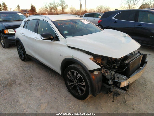 2018 Infiniti QX30, VIN: SJKCH5CR8JA060792