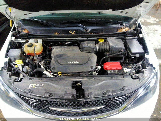 Chrysler Pacifica Touring 2017 2C4RC1DG8HR565934 Image 12