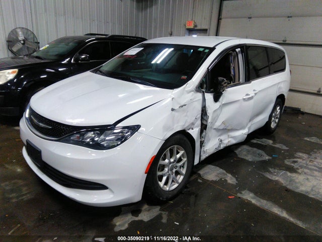 Chrysler Pacifica Touring 2017 2C4RC1DG8HR565934 Image 2