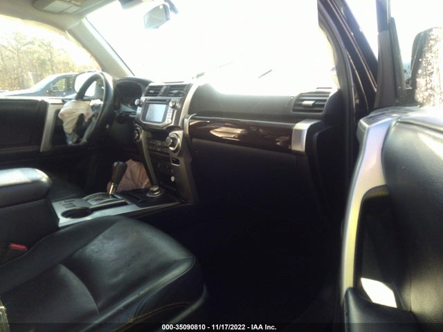 2018 Toyota 4Runner, VIN: JTEBU5JR8J5490582