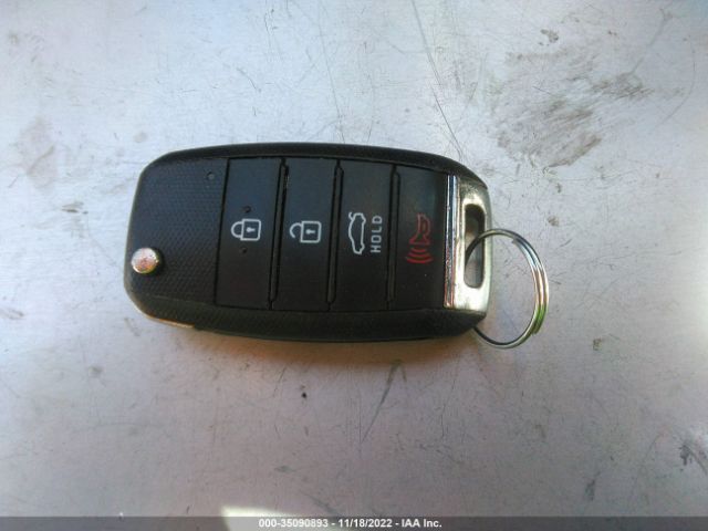 3KPA24AB4KE160253 KIA RIO S
