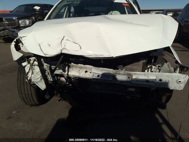 3MYDLBYV1HY155678 Toyota YARIS IA