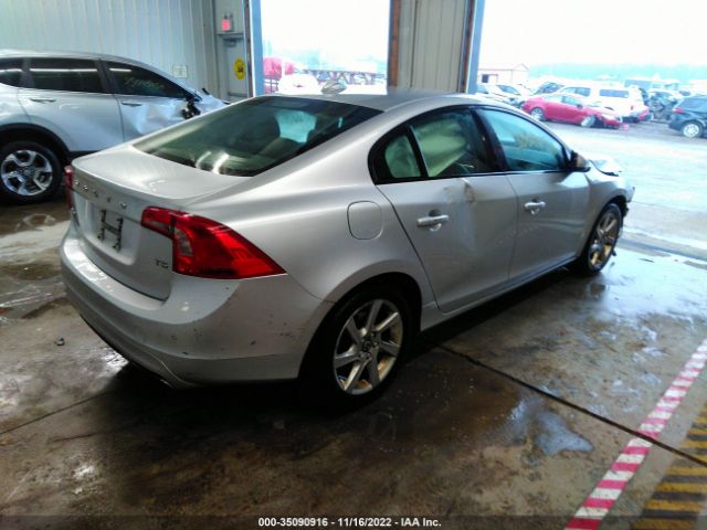 YV140MFJ6F2368974 Volvo S60 T5 Drive-e