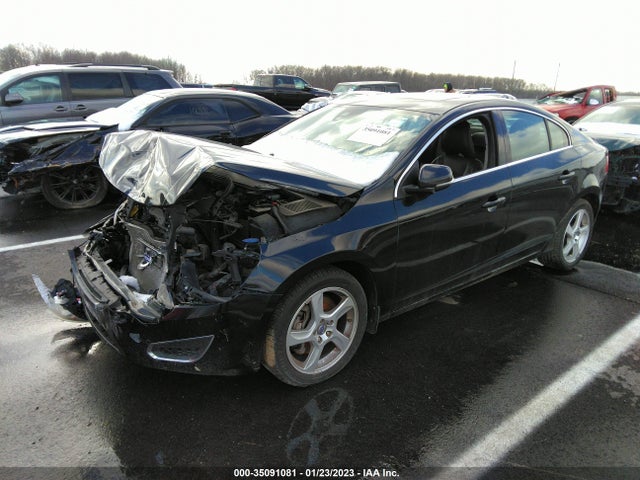 Volvo S60 2012 YV1622FS0C2122319 Image 2