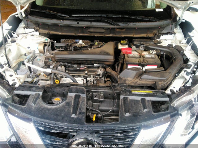 2018 NISSAN ROGUE SV VIN: KNMAT2MT1JP552904