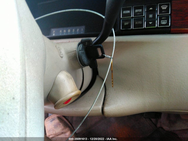 1G6KD52B4RU289210 Cadillac Deville