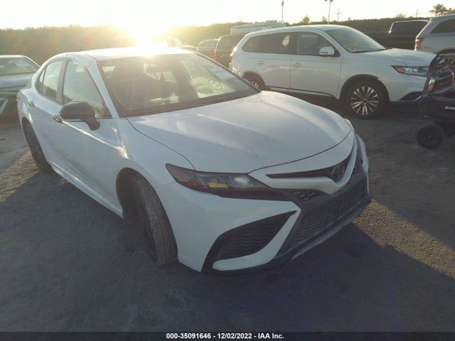 Toyota CAMRY SE 2022 4T1G11AK2NU027570 Image 1