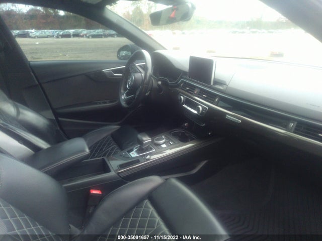 2018 Audi S4, VIN: WAUB4AF45JA003160