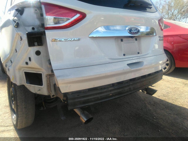 2015 Ford Escape, VIN: 1FMCU0J92FUC63845
